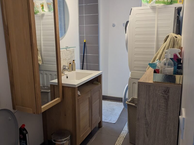 Chambre 70m² St-Nazaire 300€CC