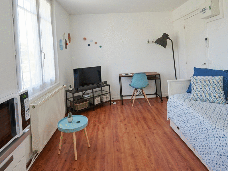 Location studio meublé 18m² Pornichet 350€HC