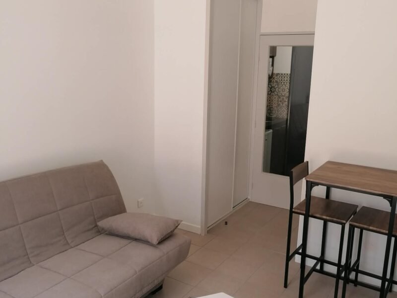 Studio 19m², Saint-Nazaire, 420€HC
