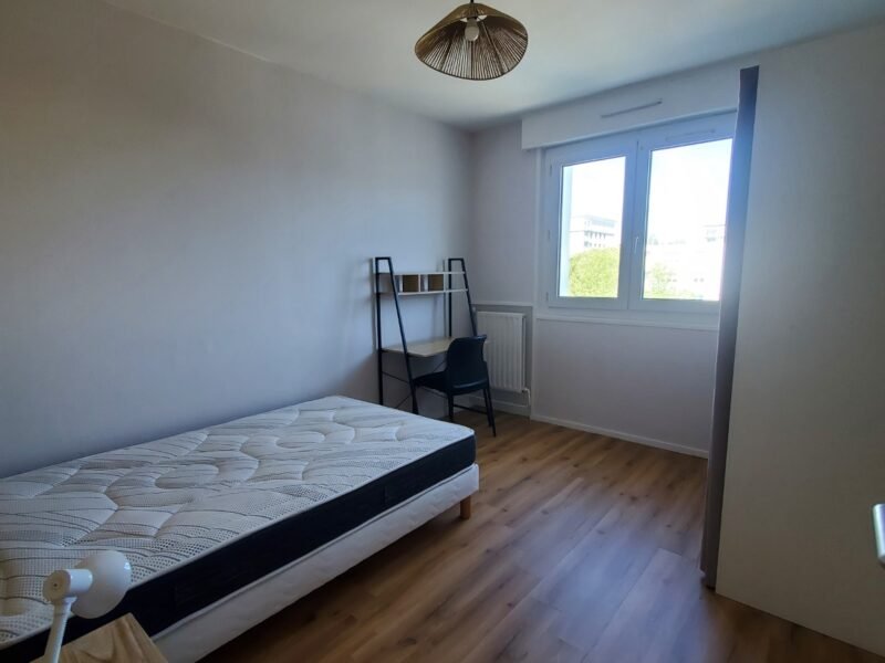  Colocation meublée 94 m², 440€CC, Saint-Nazaire