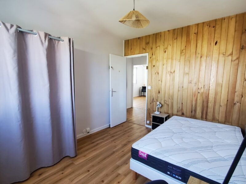  Colocation meublée 94 m², 440€CC, Saint-Nazaire
