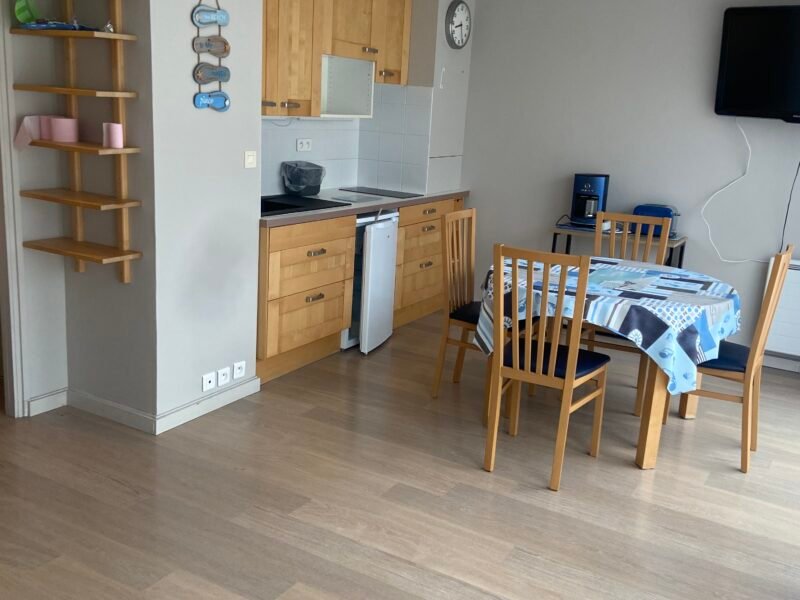 Studio étudiant 30m², à Pornichet avec parking 500€