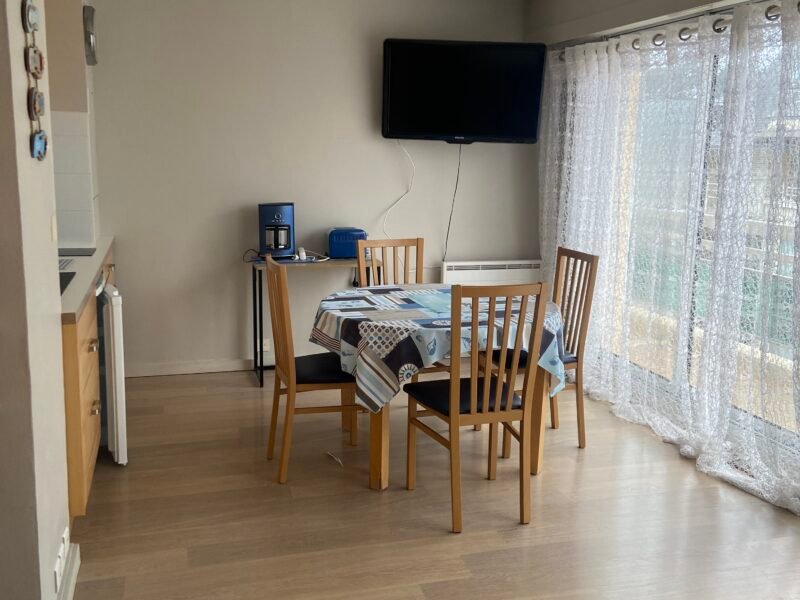 Studio étudiant 30m², à Pornichet avec parking 500€