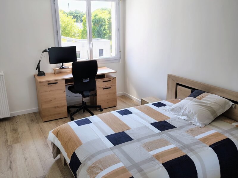 Colocation T4, 3 chambres dispos 497€TTC/personne